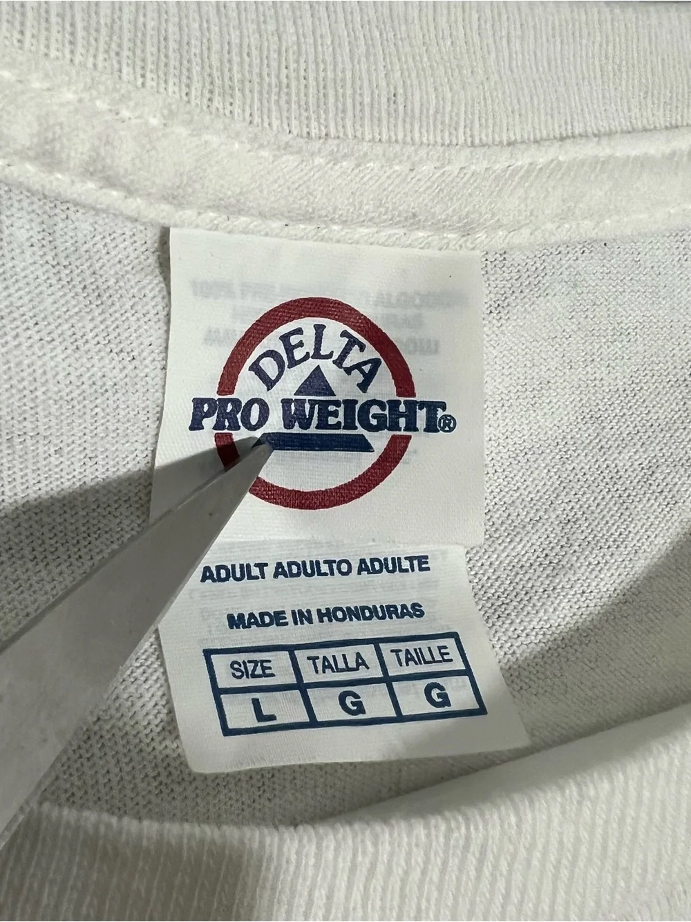 Vintage Mni Wiconi Water Is Life Indian White Short Sleeve T-Shirt Adult Large